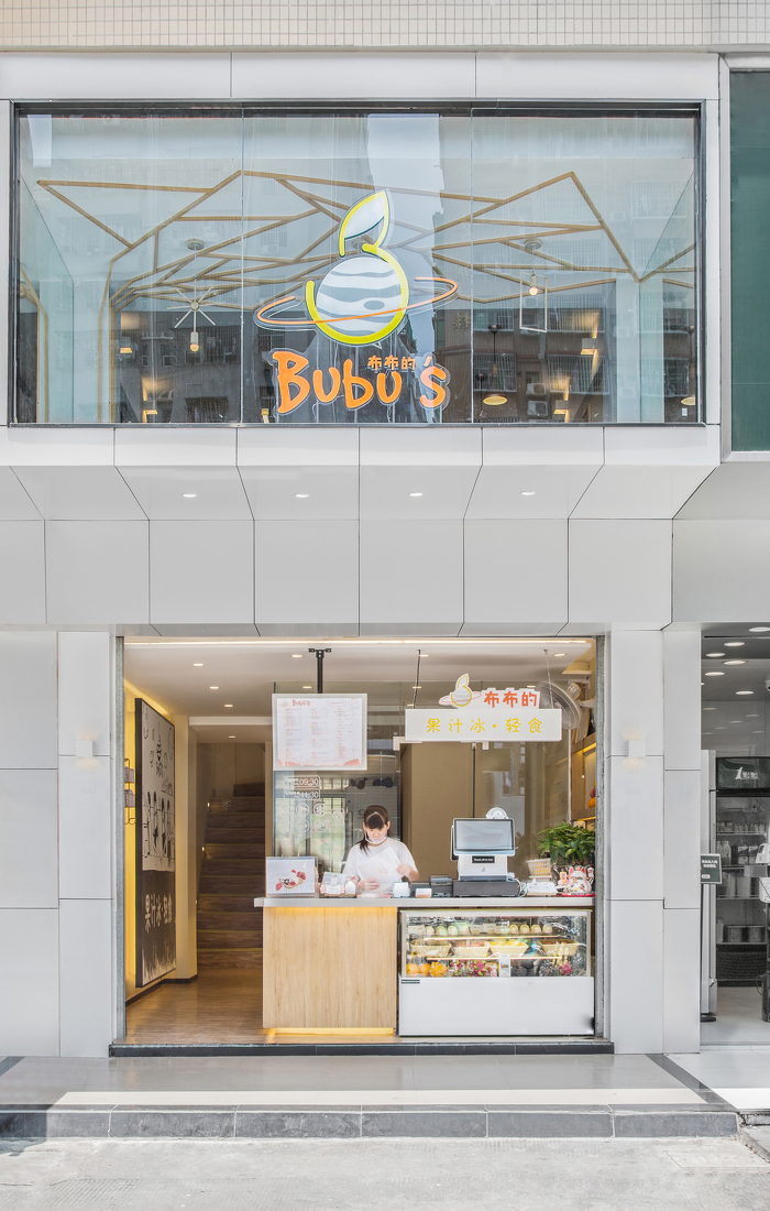 人氣奶茶店門頭裝修實景圖