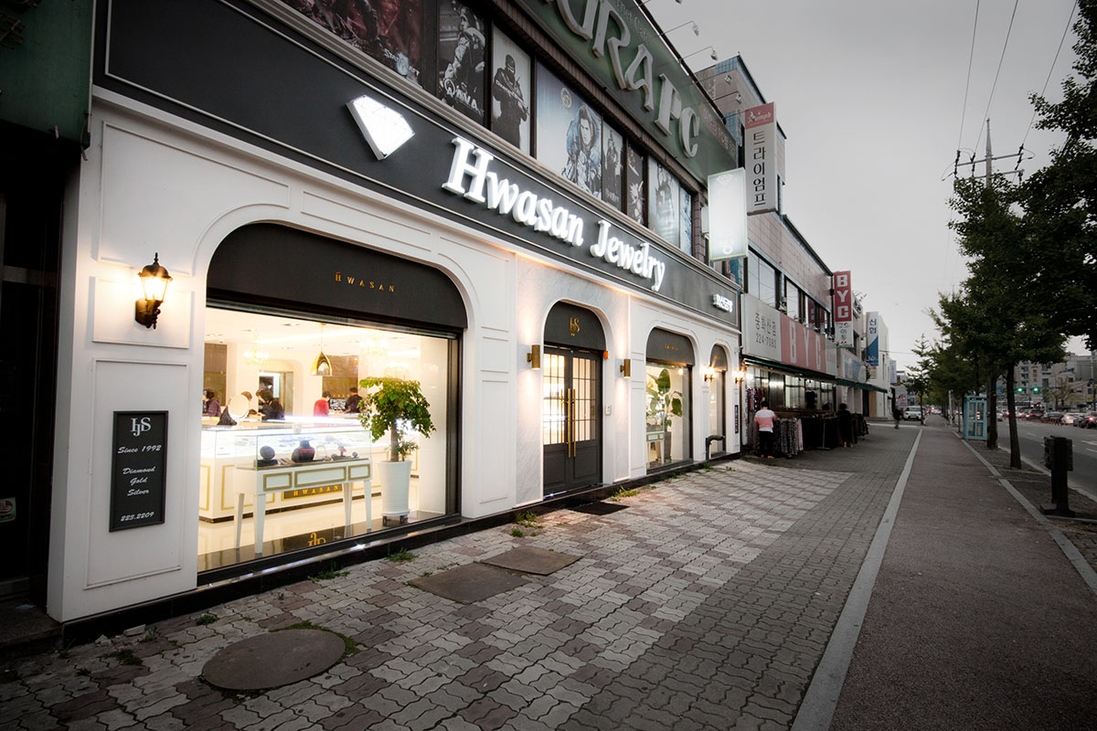 Hwasan珠寶店裝修設計