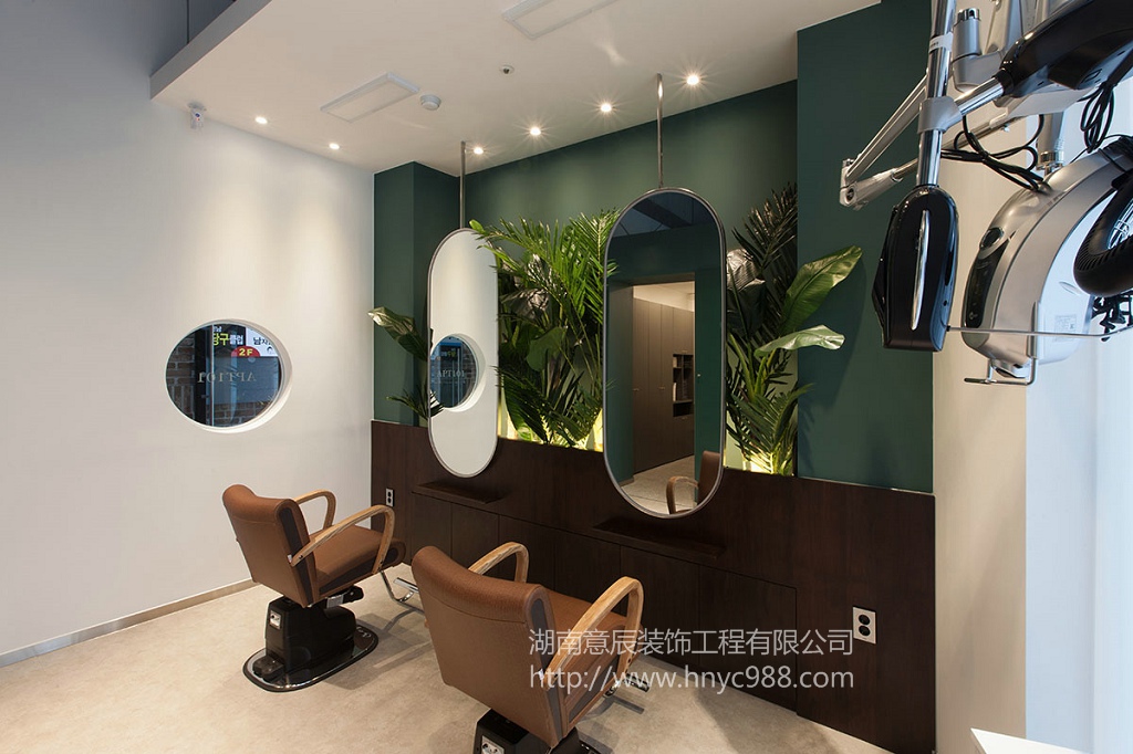 長沙理發店裝修成這樣，讓你怦然心動！
