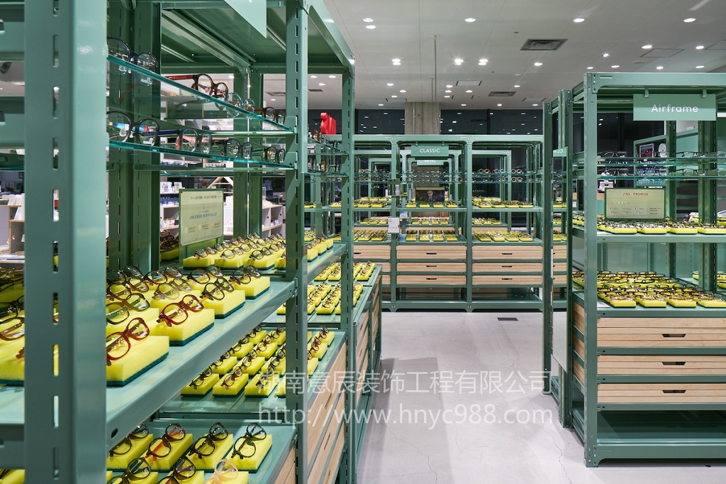 長沙眼鏡店如何設計裝修？薄荷綠了解一下