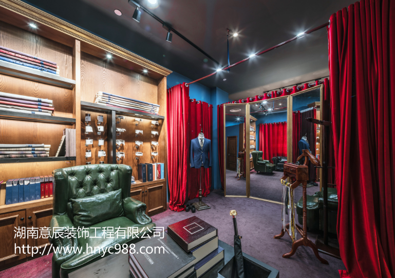 服裝店面裝修時試衣間這樣處理效果更好！