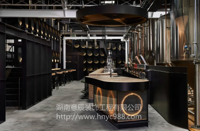 工業風酒吧設計