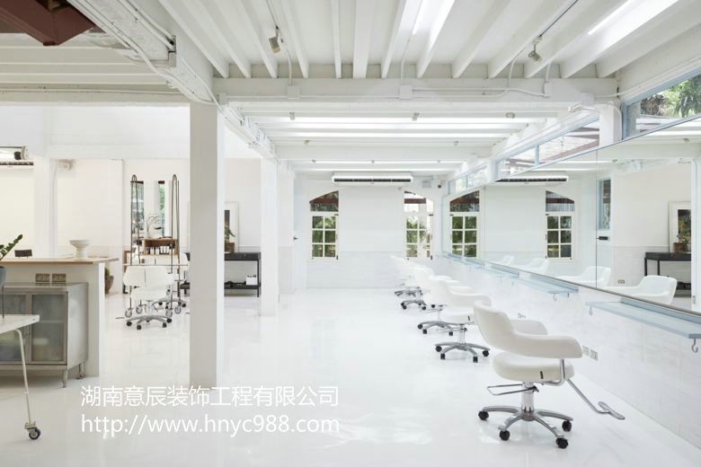 長沙美發店裝修設計,打造個性潮流空間設計！