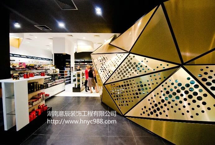 長沙彩妝店裝修